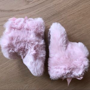 Jesse Bow II Ugg Boots -NIB-